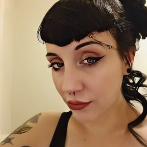 Meet your Posher, Chaundra